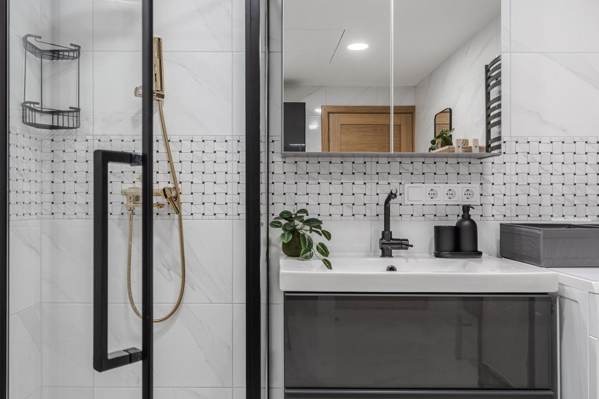 Fantasy House, Cozzy Apartmens, Free Parking, Long Stays Welcome Vilnius Esterno foto