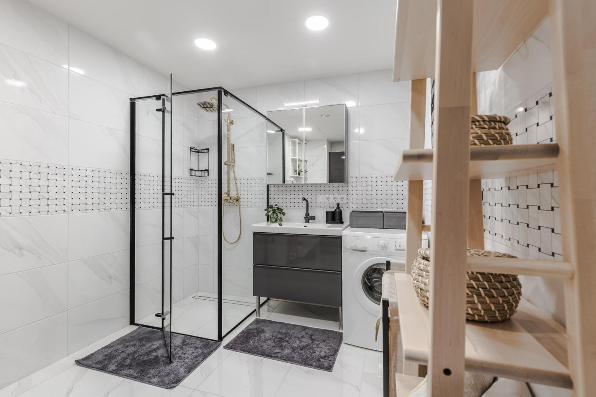Fantasy House, Cozzy Apartmens, Free Parking, Long Stays Welcome Vilnius Esterno foto